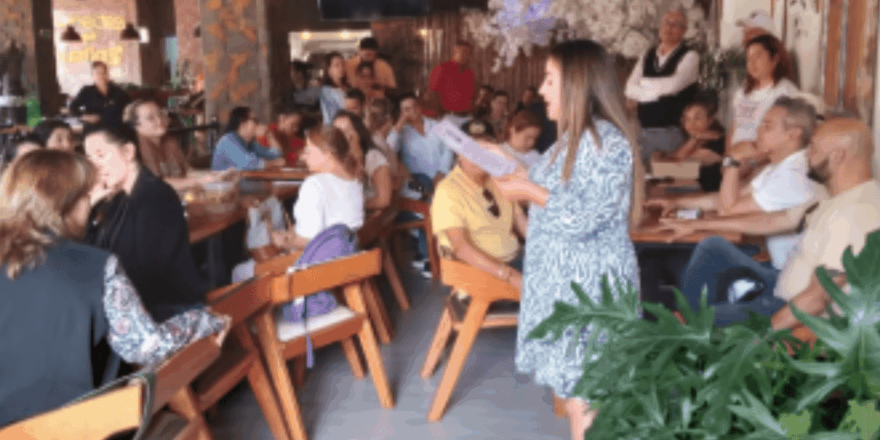 Despedida de Don Hernando y las profesoras Doris Osorio y Ligia Gallo